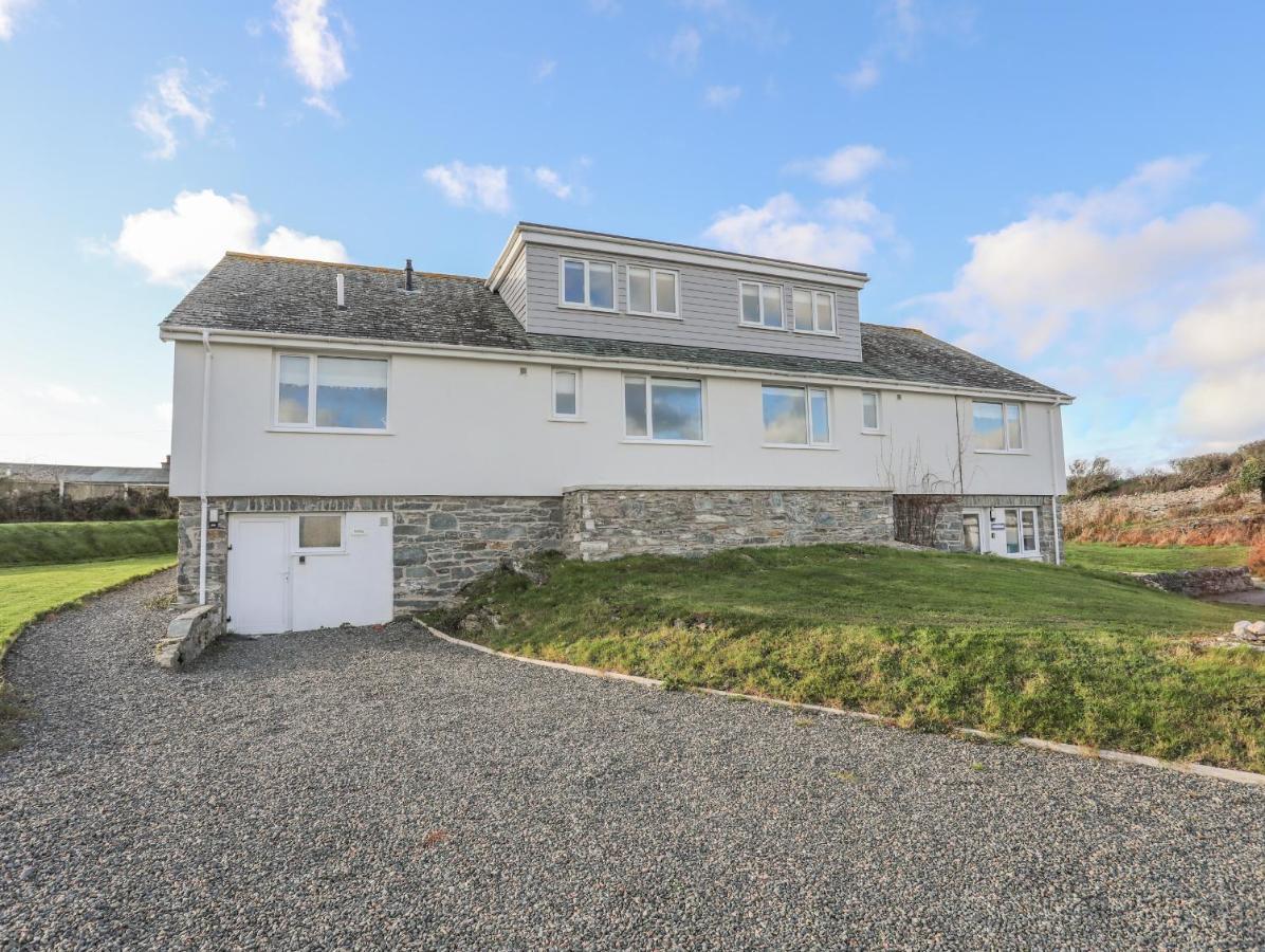 Southcott Apartment Trearddur Exterior photo
